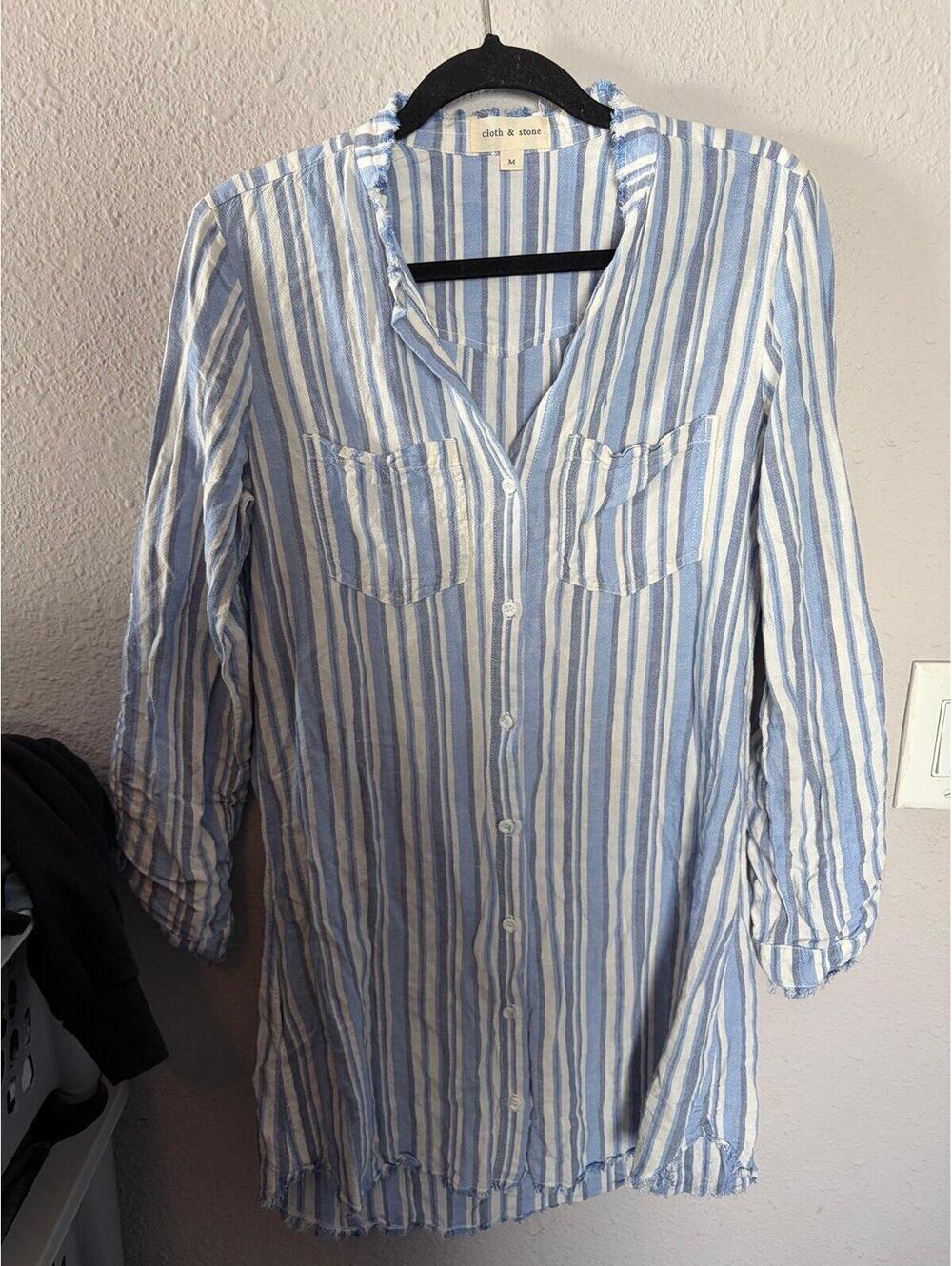 Cloth & Stone Anthropologie Blue/White Striped Rayon/Linen Blend Dress size M